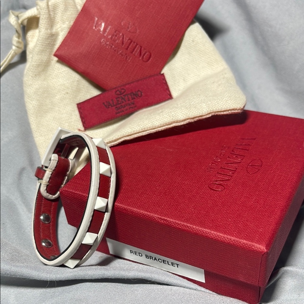 Sale 🔥 Valentino Garavani Red and White Rock Studded Bracelet. Very Rare